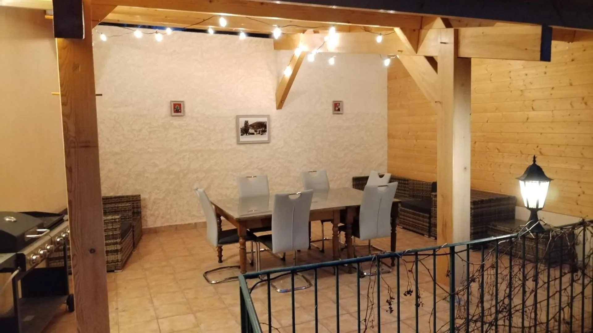 Gite La Rose Des Alpes A Serres, 3 Chambres, Capacite 4 A 8 Personnes, Cuisine, Terrasse, Parking Et Garage Serres  Serres (Hautes-Alpes)